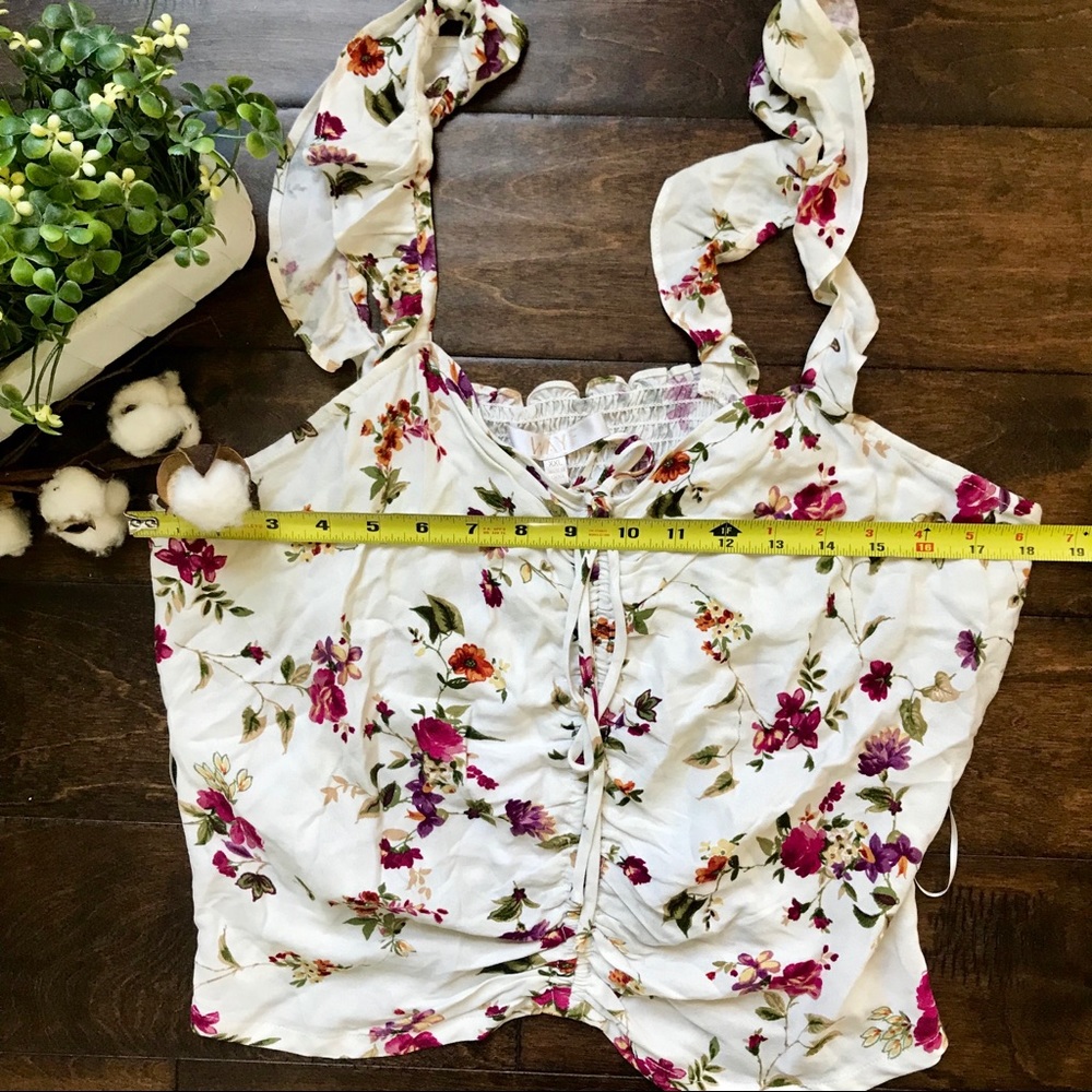 {Wayf} NWT Off Shoulder Top - Picture 6 of 8